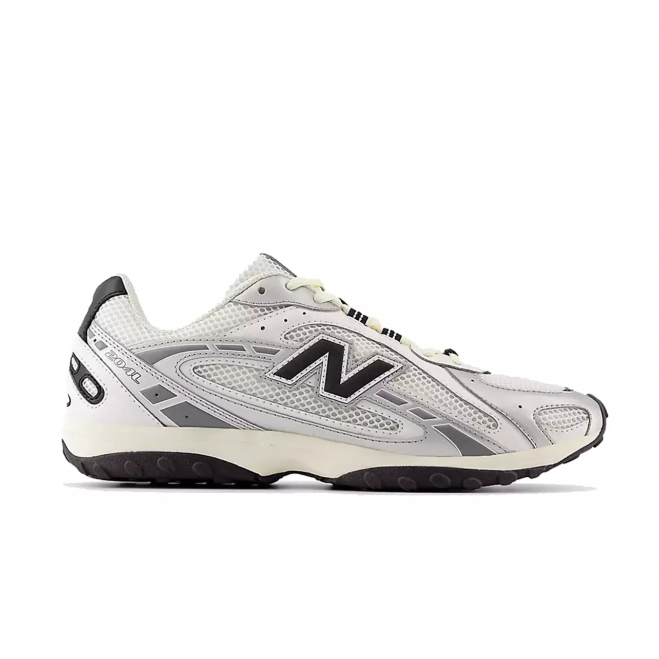 09D1AC98-57D4-4A9B-8C9A-95EBD444A1C5.png New Balance 204L Silver Metallic Black - Image 1
