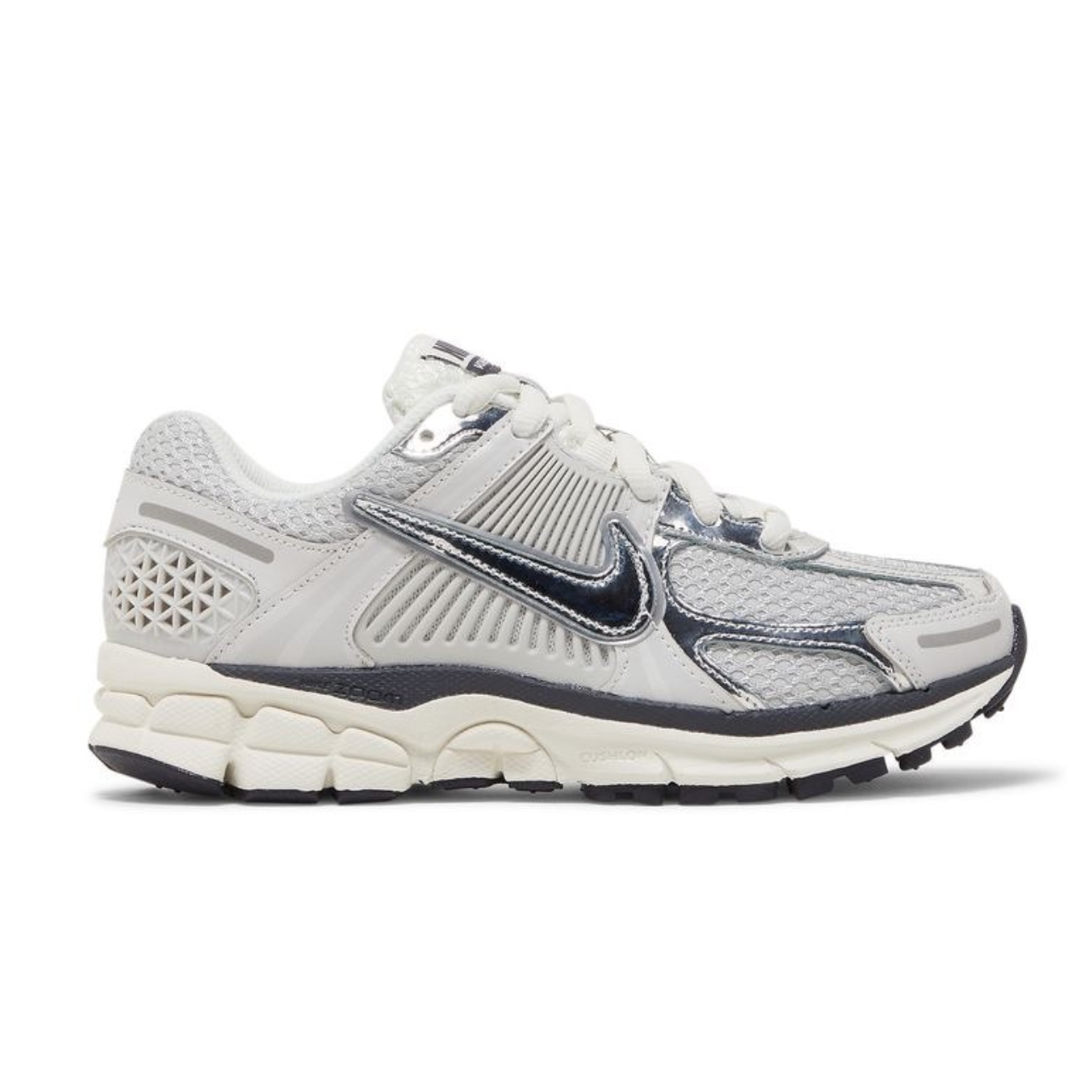 2D392944-6969-4C8B-B2EC-4B2D4AFF3A5B.png Air Zoom Vomero 5 'Photon Dust Metallic Silver' - Image 1